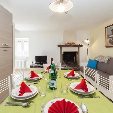 Casa Contadina Apartmán Vercana